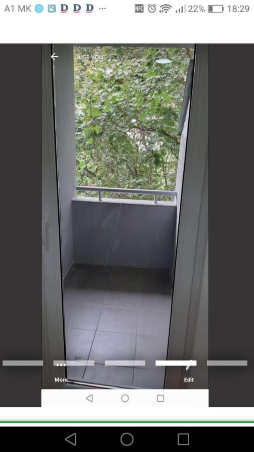 East Gate Apartment Studio Скопие Екстериор снимка