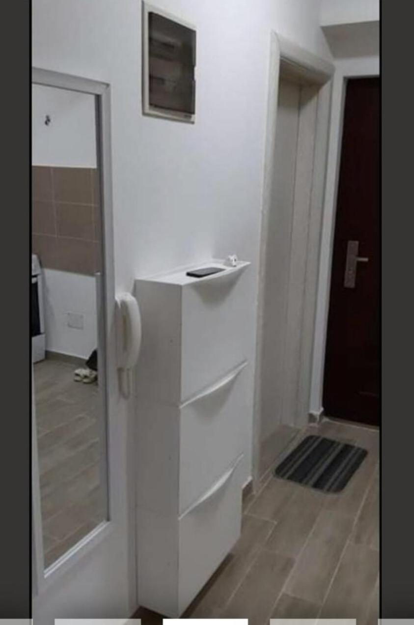 East Gate Apartment Studio Скопие Екстериор снимка